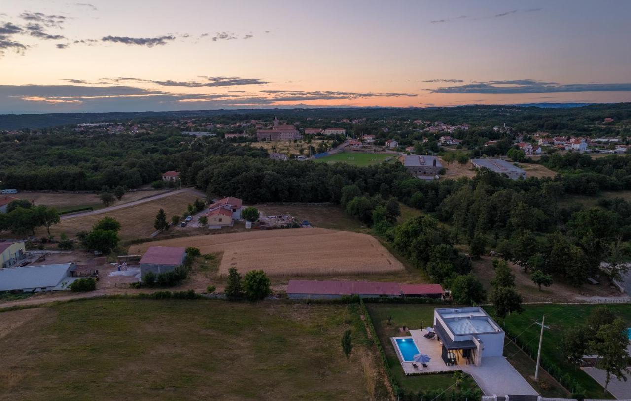 Villa Dual Sveti Petar u Sumi Eksteriør billede